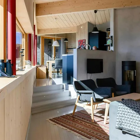 Architect-Designed Cabin With Views In Sjusjoen
